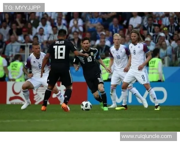 英雄联盟职业联赛赛季决战来临 竞技场上顶尖战队激烈争锋决胜荣耀